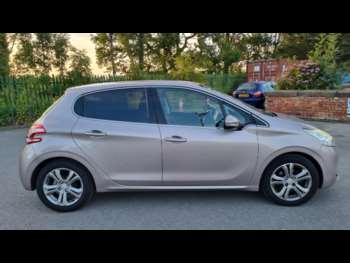 Used Peugeot 208 2012 for sale - 75208231: Photo