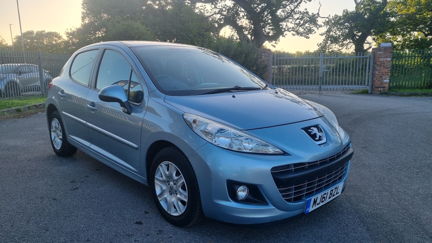 Vehicle 1