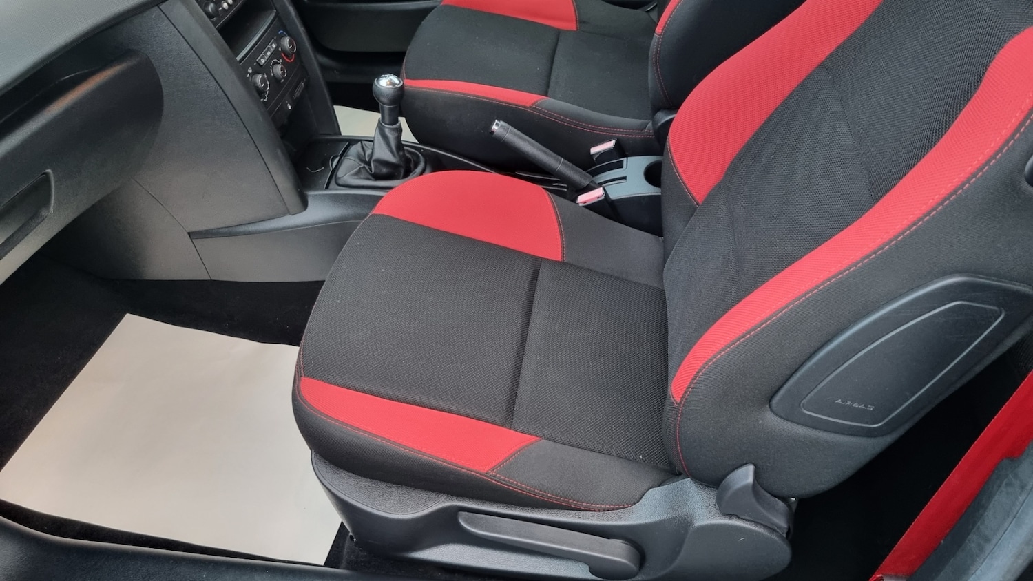 Used Peugeot 207 2010 for sale - 76762480: Photo 10