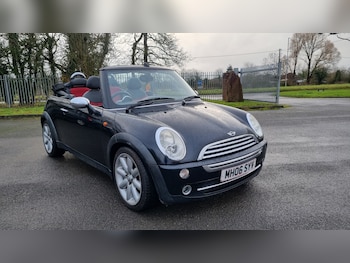 Used MINI Convertible 2006 for sale - 77476683: Photo