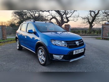 2015 (15) - 0.9 TCe Ambiance 5dr