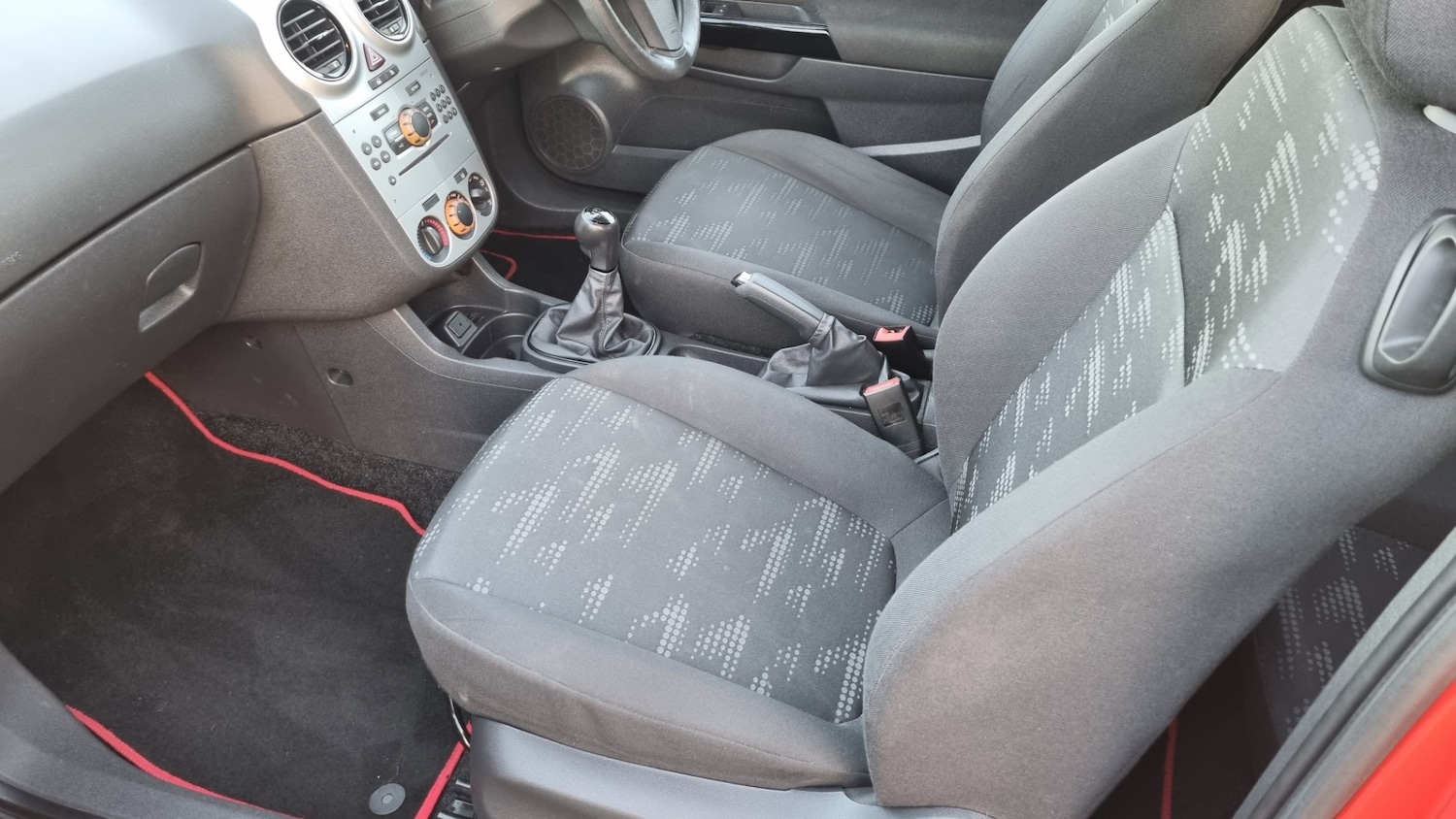 Used Vauxhall Corsa 2014 for sale - 76640946: Photo 10