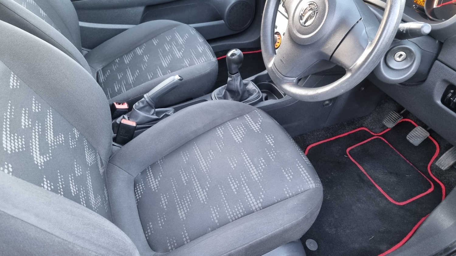 Used Vauxhall Corsa 2014 for sale - 76640946: Photo 8