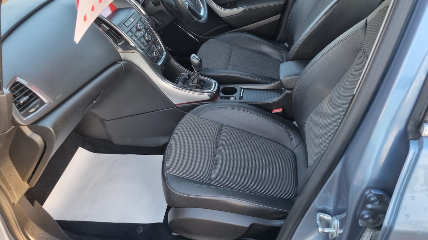 Used Vauxhall Astra 2010 for sale - 77093761: Photo 8