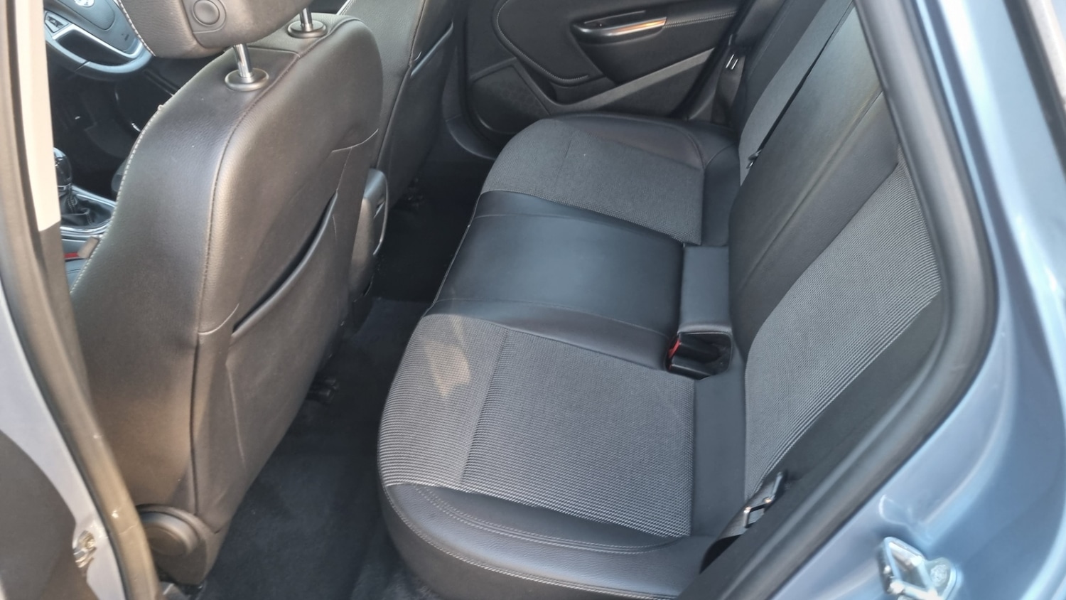 Used Vauxhall Astra 2010 for sale - 77093761: Photo 9