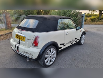 Used MINI Convertible 2005 for sale - 79380846: Photo