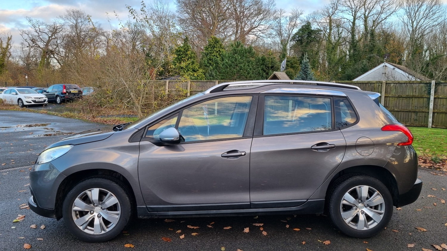 Used Peugeot 2008 2015 for sale - 76736775: Photo 3