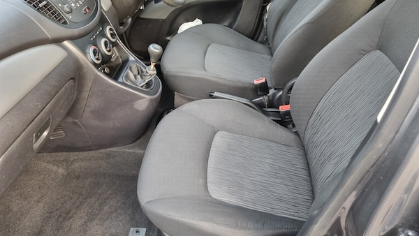 Used Hyundai i10 2013 for sale - 75289349: Photo 10