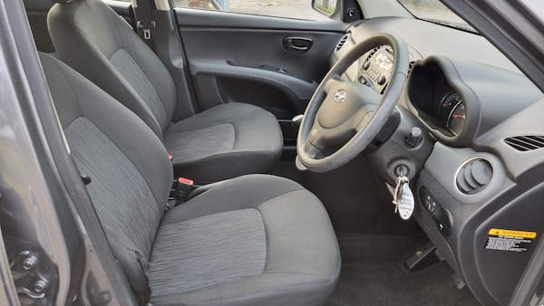 Used Hyundai i10 2013 for sale - 75289349: Photo 9