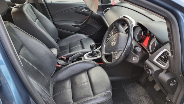 Used Vauxhall Astra for sale - 75278137: Photo 9