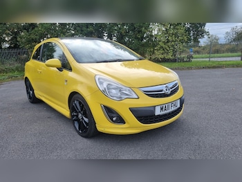 Vauxhall - Corsa