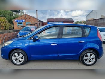 Used Renault Scenic 2010 for sale - 79836013: Photo