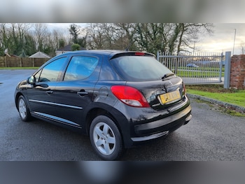 Used Peugeot 207 2011 for sale - 76960733: Photo