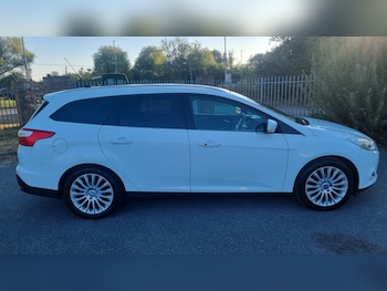 Used Ford Focus 2013 for sale - 79360334: Photo
