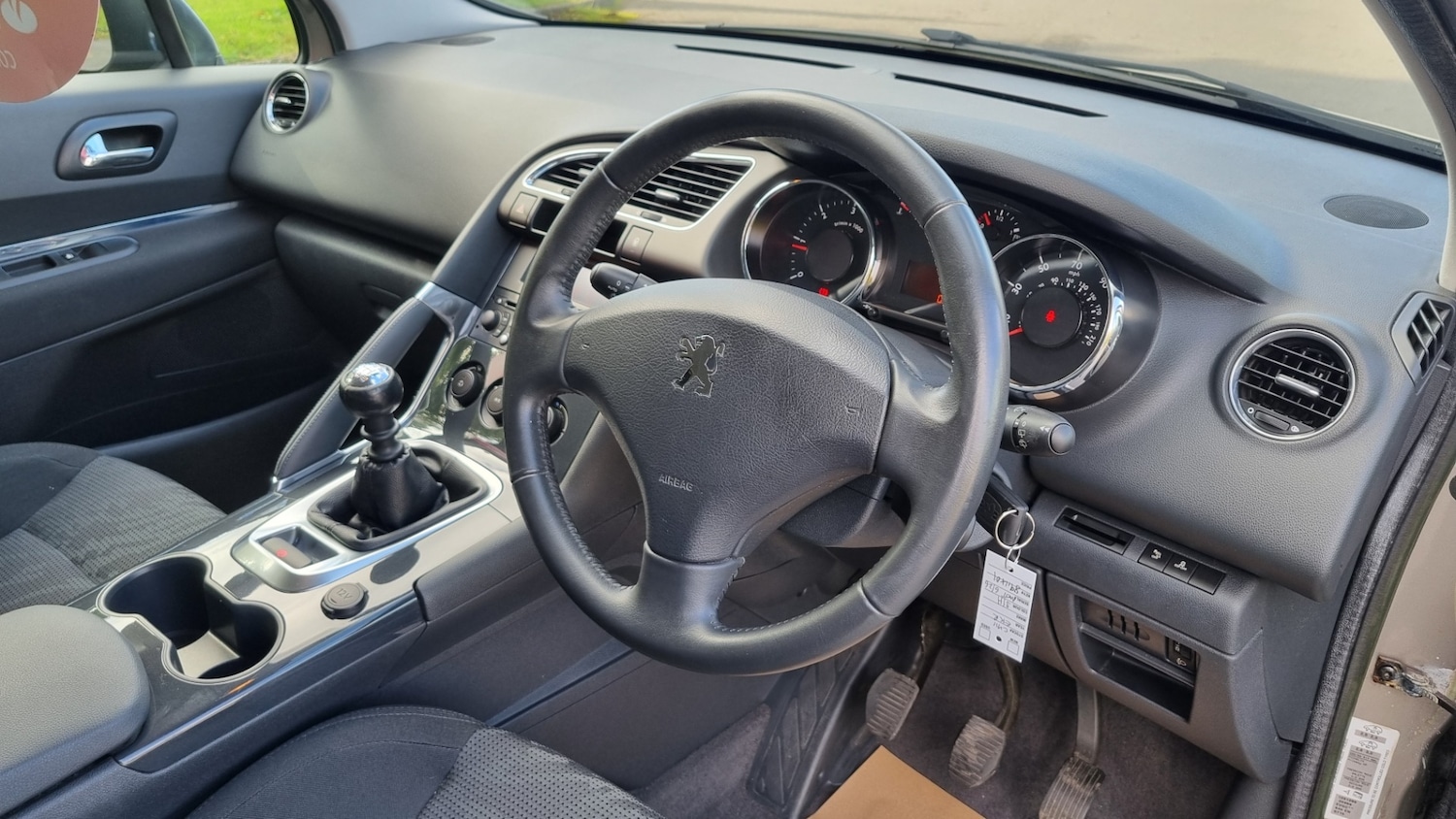 Used Peugeot 3008 2011 for sale - 76221849: Photo 11