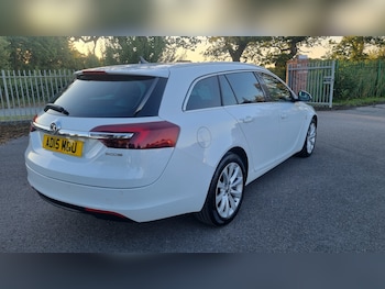 Used Vauxhall Insignia 2015 for sale - 79360337: Photo