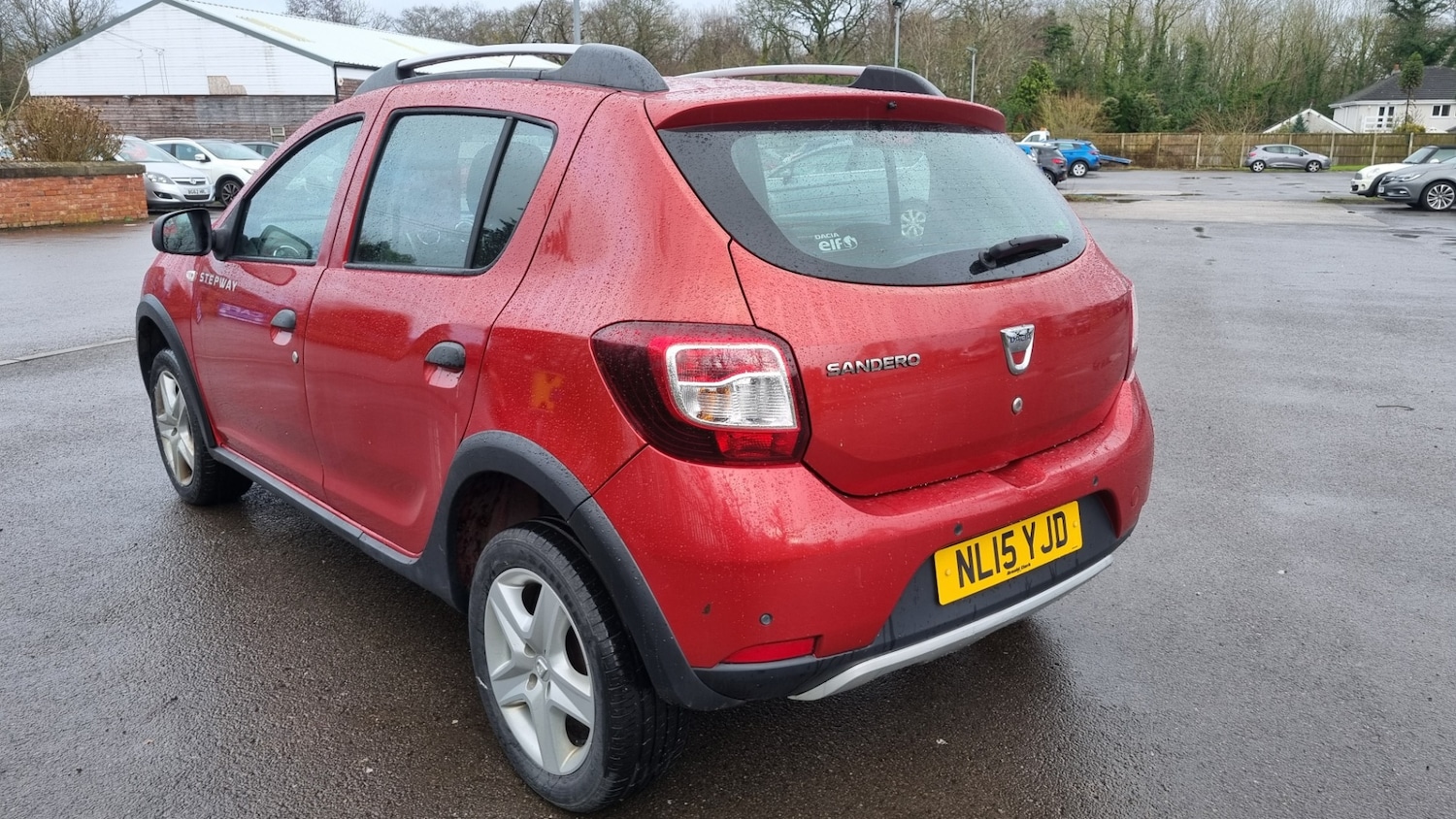 Used Dacia Sandero Stepway 2015 for sale - 77063233: Photo 2