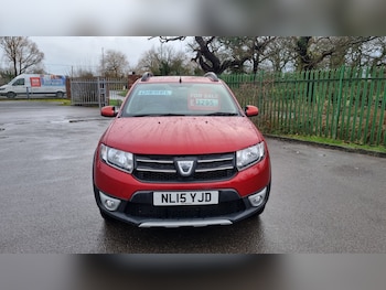 Used Dacia Sandero Stepway 2015 for sale - 77063233: Photo