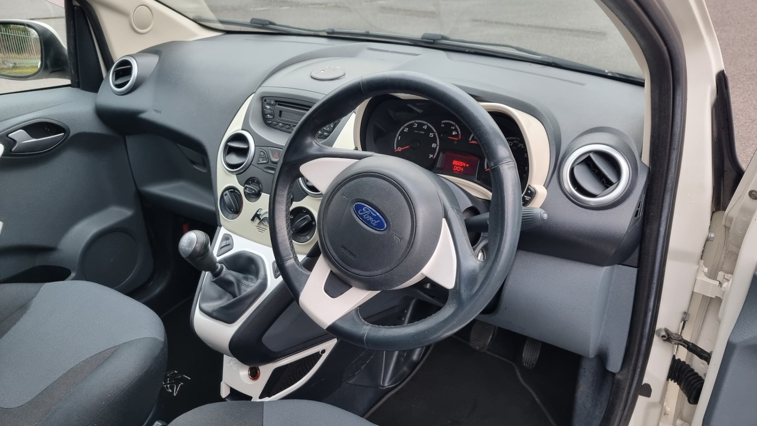 Used Ford Ka 2011 for sale - 77432924: Photo 11