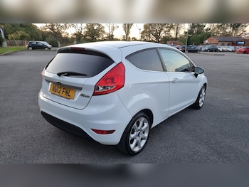 Used Ford Fiesta 2012 for sale - 76064581: Photo