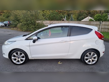 Used Ford Fiesta 2012 for sale - 76064581: Photo