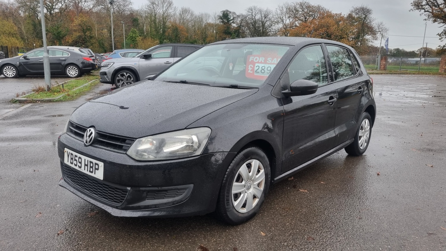Used Volkswagen Polo 2010 for sale - 76555273: Photo 6