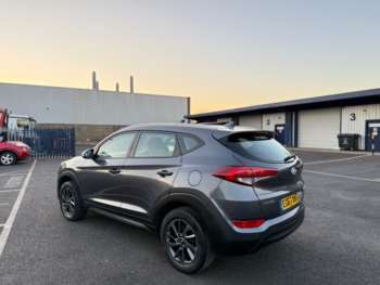 Used Hyundai TUCSON 2017 for sale - 74024322: Photo