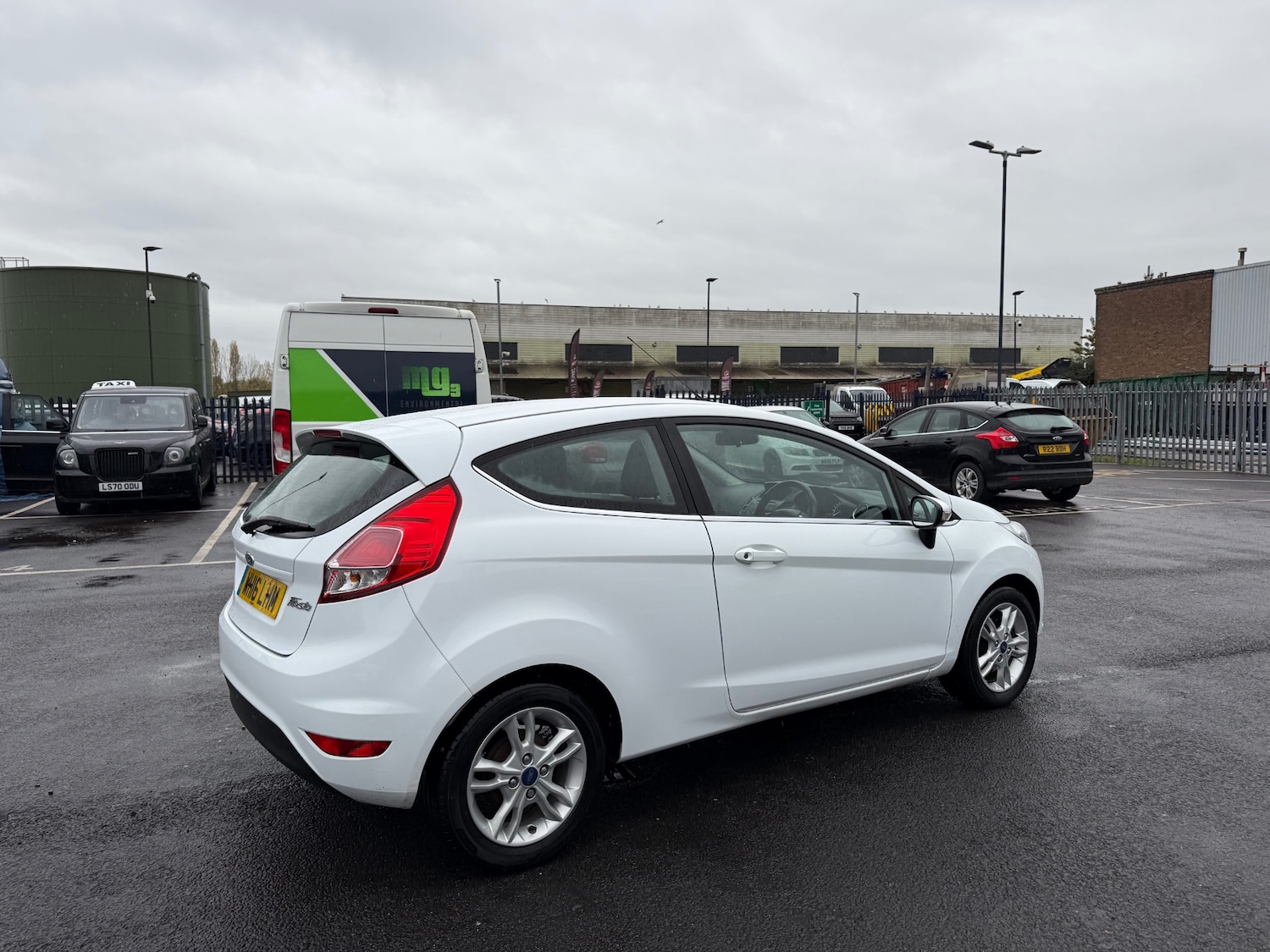 Used Ford Fiesta 2016 for sale - 76426102: Photo 8