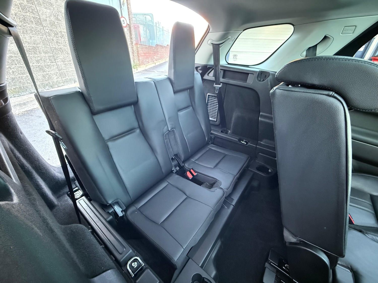 Used Land Rover Discovery Sport 2015 for sale - 76471415: Photo 11