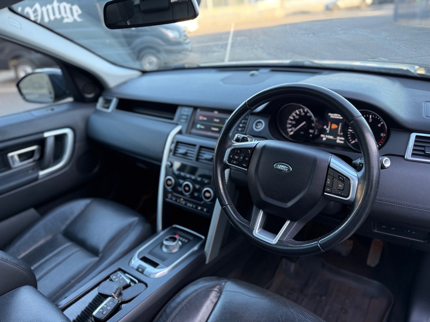 Used Land Rover Discovery Sport 2015 for sale - 76471415: Photo 15