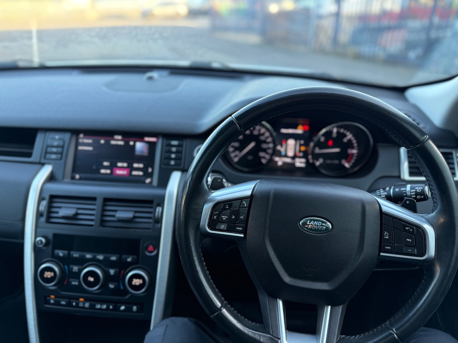 Used Land Rover Discovery Sport 2015 for sale - 76471415: Photo 18