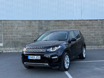 Used Land Rover Discovery Sport 2015 for sale - 76471415: Photo
