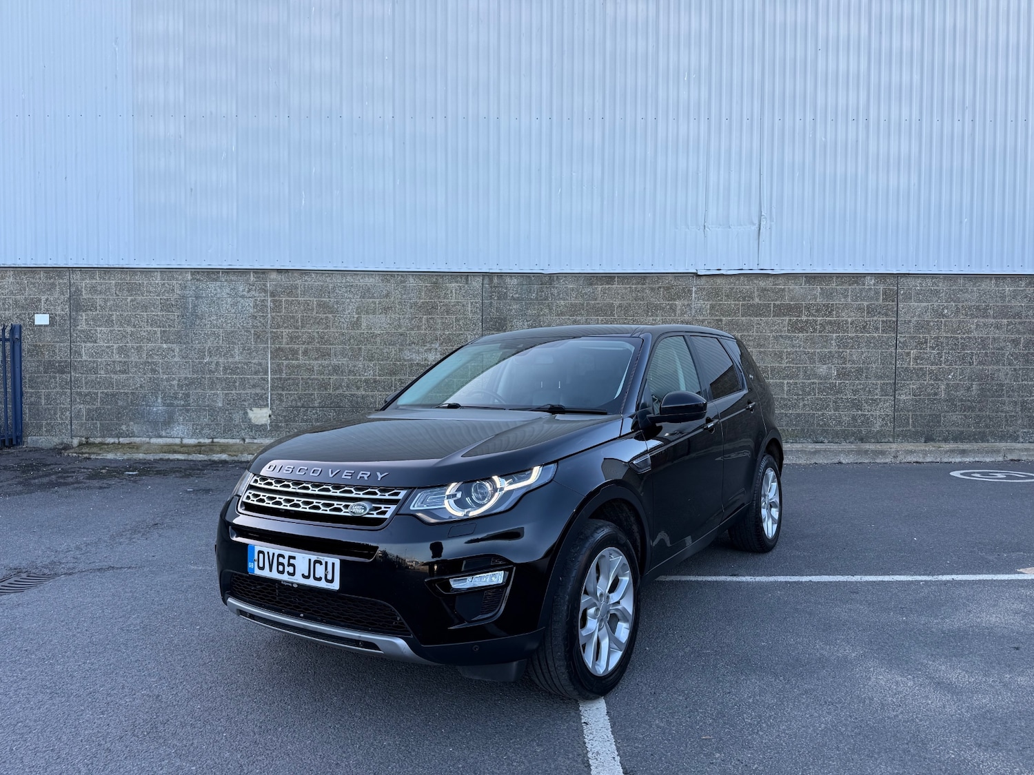 Used Land Rover Discovery Sport 2015 for sale - 76471415: Photo 30