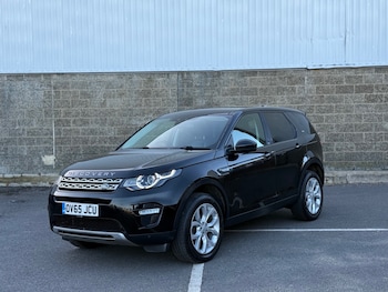 Used Land Rover Discovery Sport 2015 for sale - 76471415: Photo