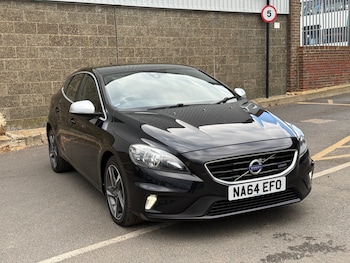 Used Volvo V40 2014 for sale - 78914751: Photo