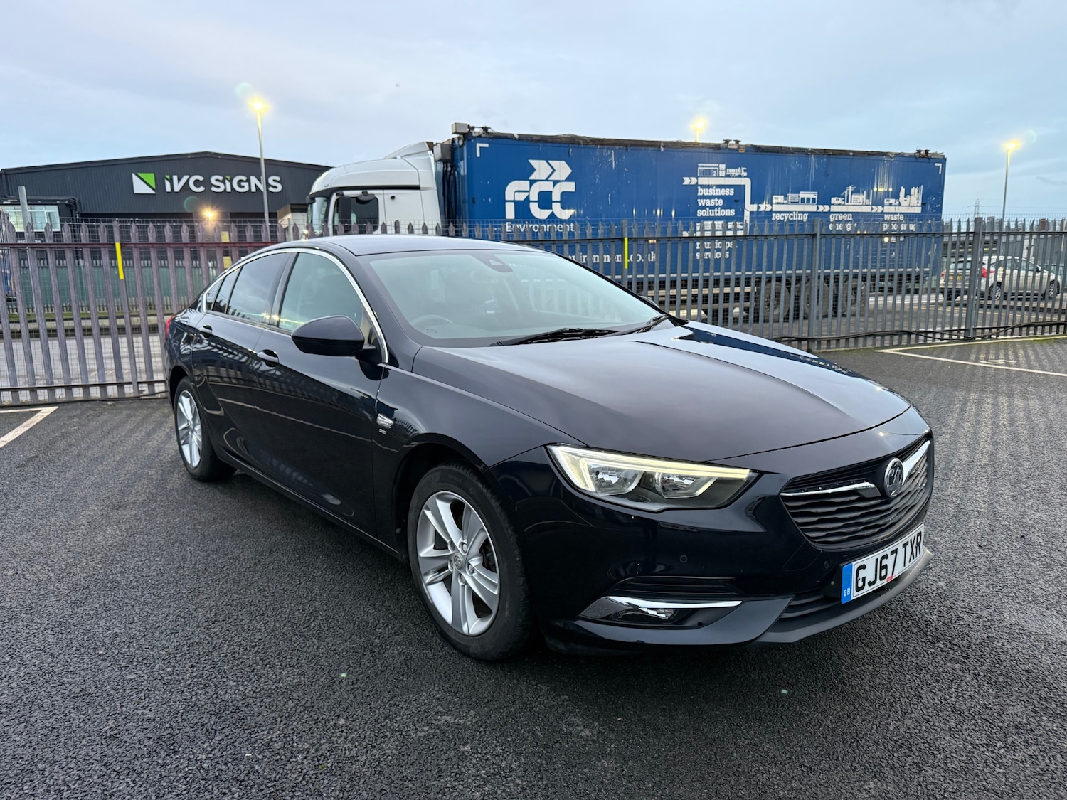 Used Vauxhall Insignia 2017 for sale - 76897150: Photo 10