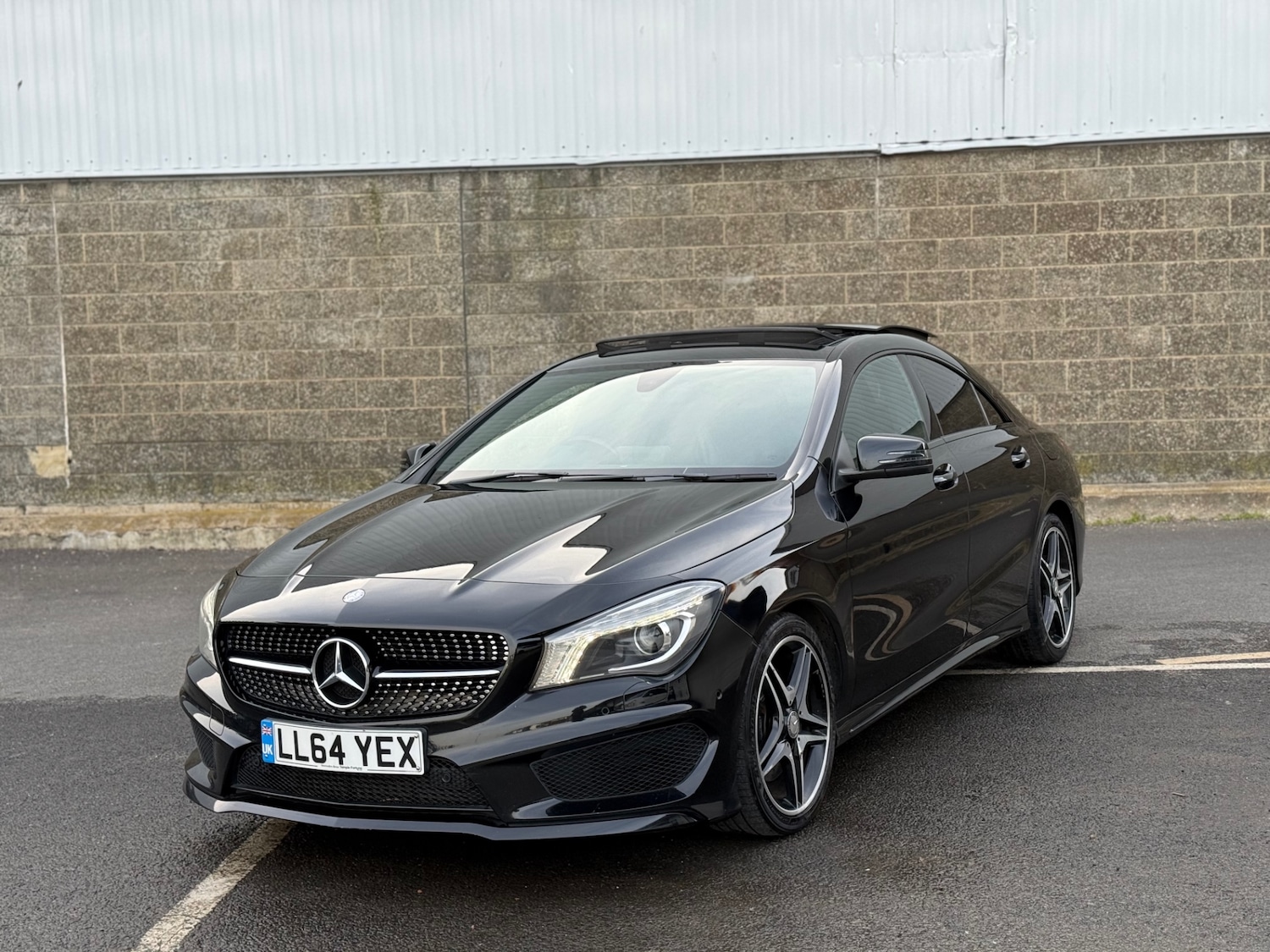 Used Mercedes-Benz CLA 2014 for sale - 77989384: Photo 2