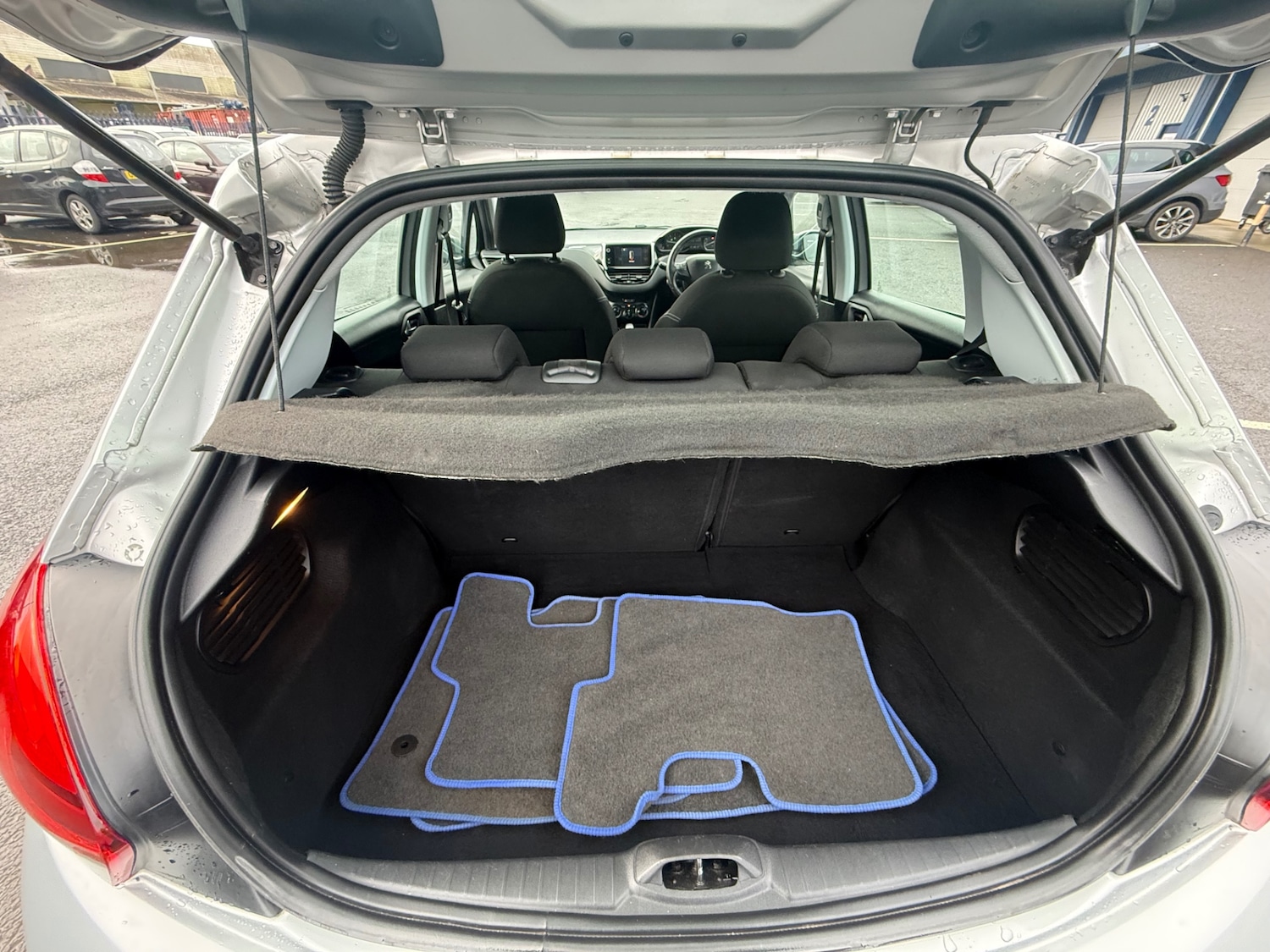 Used Peugeot 208 2016 for sale - 77310895: Photo 12