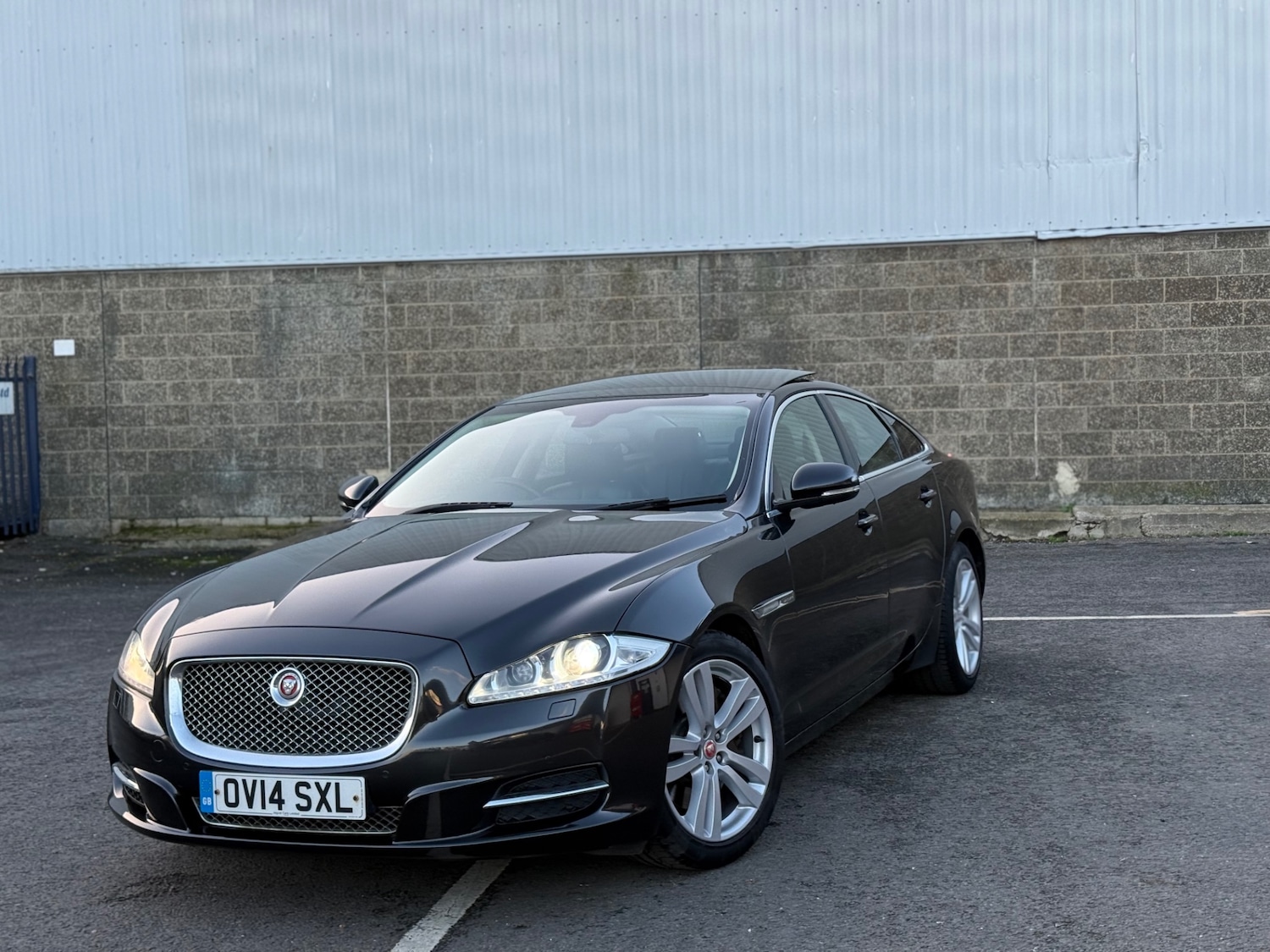 Used Jaguar XJ 2014 for sale - 78064533: Photo 19