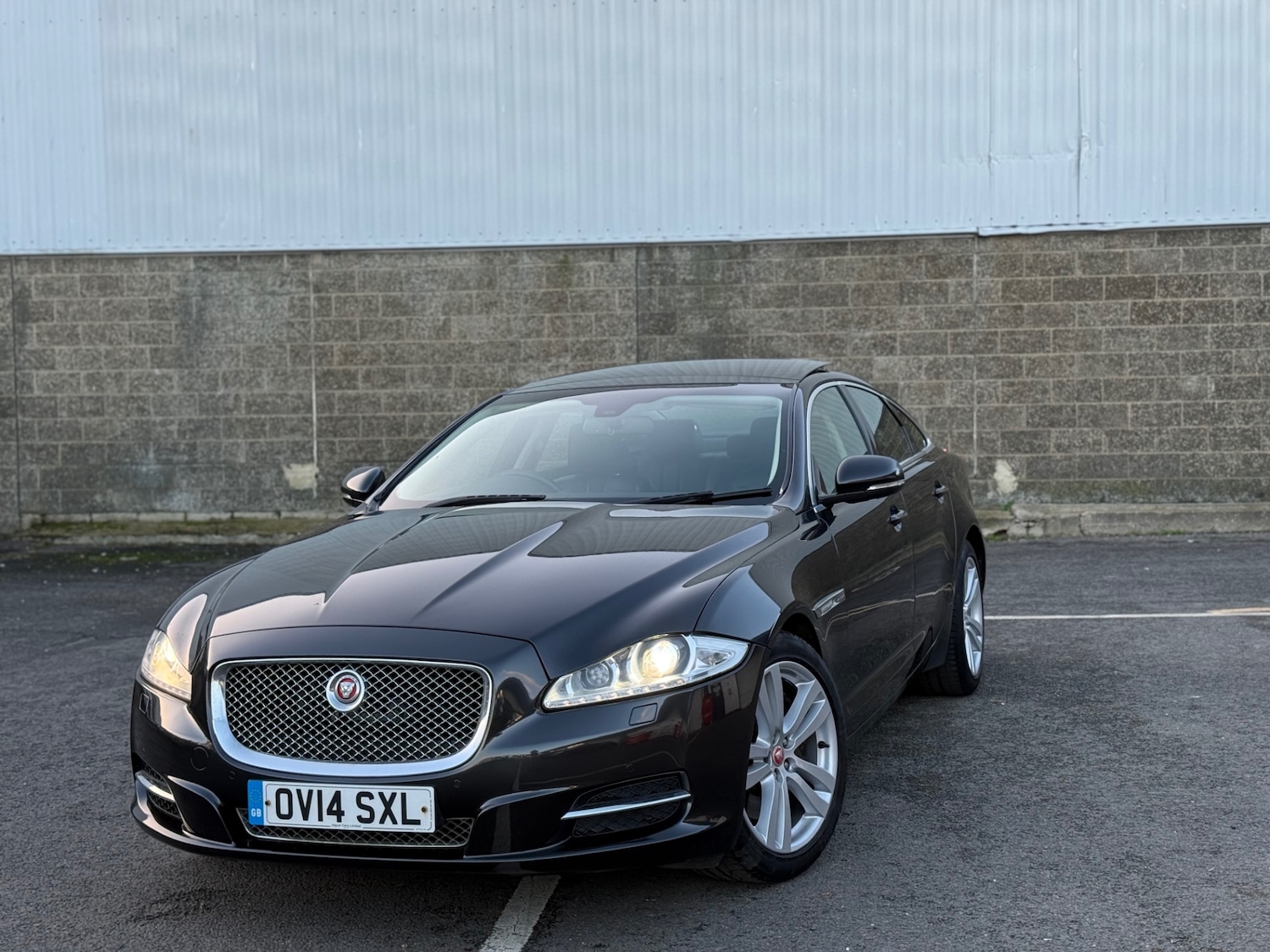 Used Jaguar XJ 2014 for sale - 78064533: Photo 21