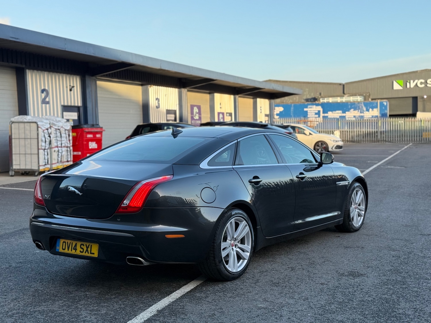 Used Jaguar XJ 2014 for sale - 78064533: Photo 5