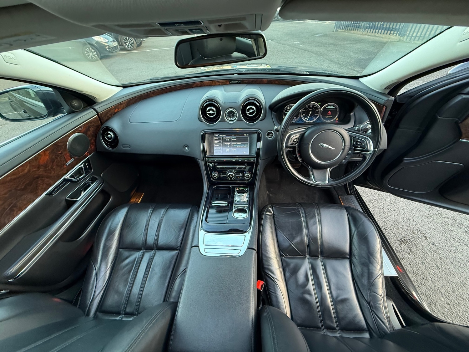 Used Jaguar XJ 2014 for sale - 78064533: Photo 7