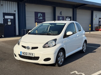 Used Toyota AYGO 2011 for sale - 79611171: Photo