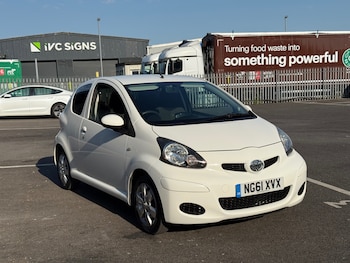 Used Toyota AYGO 2011 for sale - 79611171: Photo