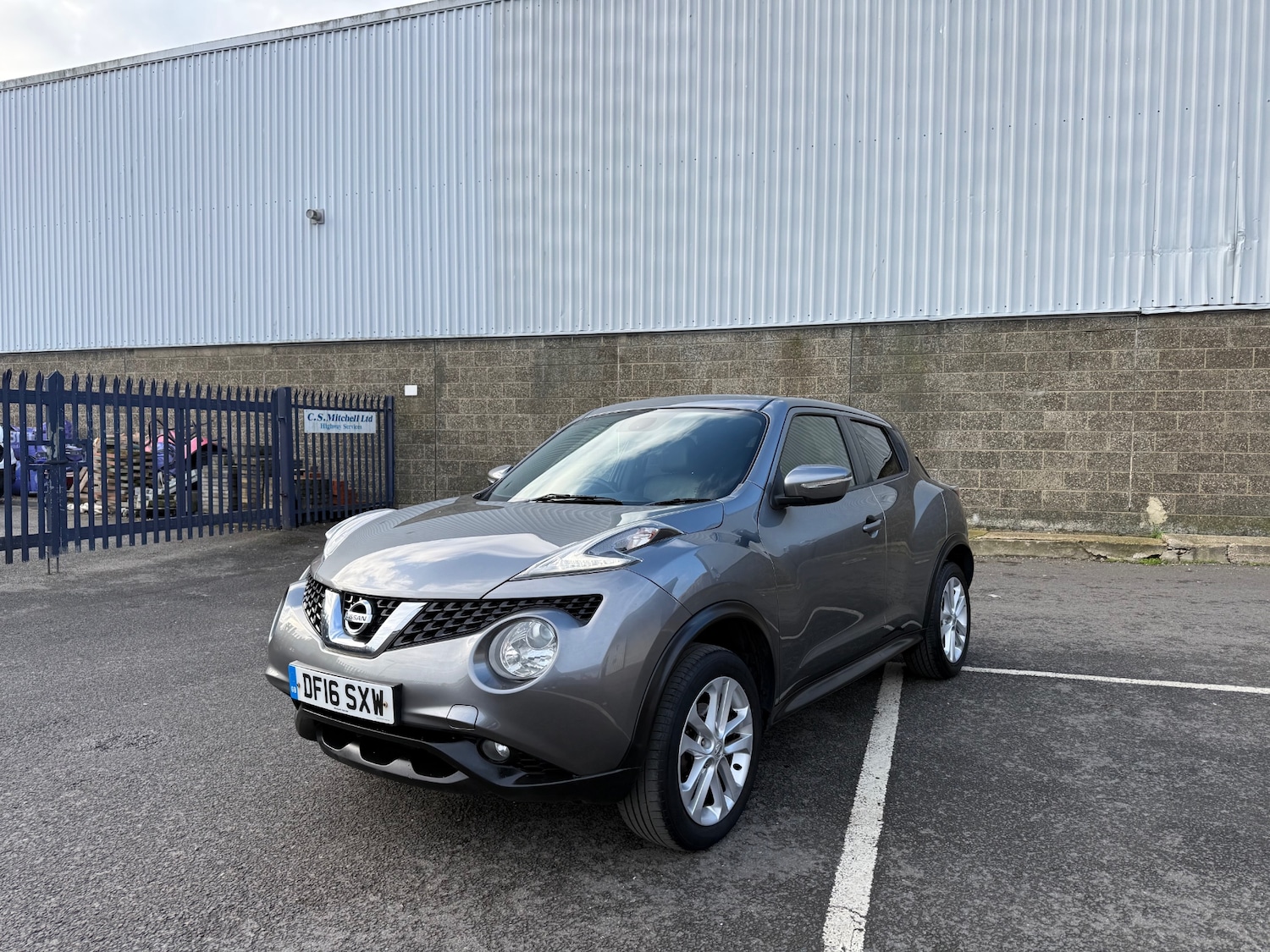Used Nissan Juke 2016 for sale - 77310467: Photo 2
