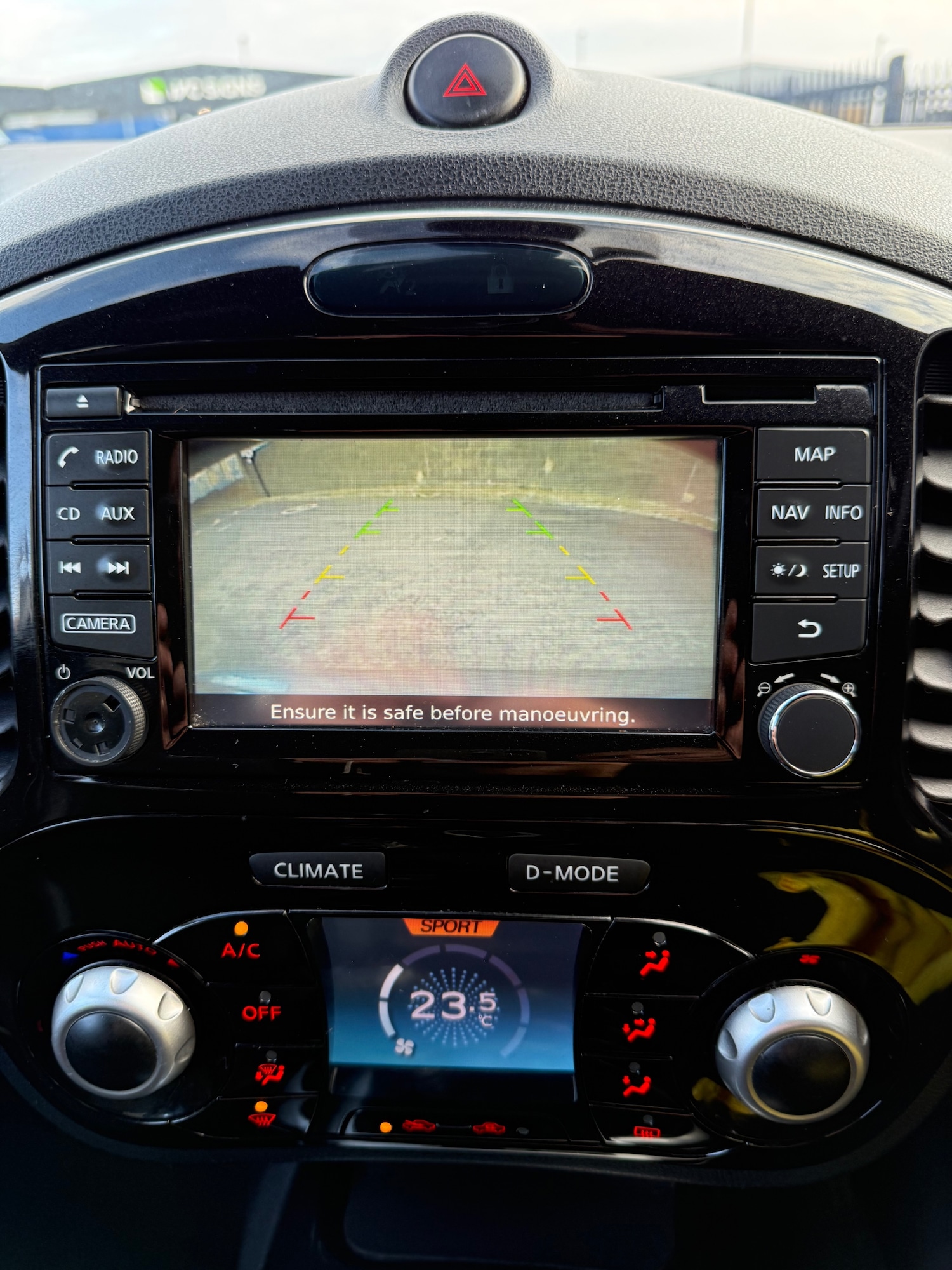 Used Nissan Juke 2016 for sale - 77310467: Photo 23