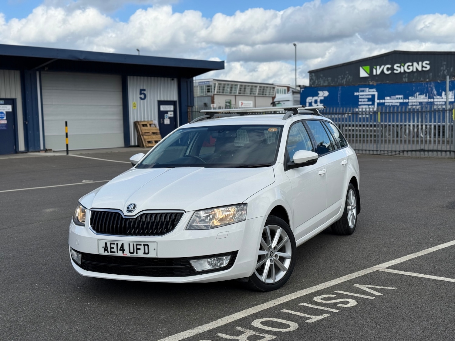 Used Skoda Octavia 2014 for sale - 77906992: Photo 1