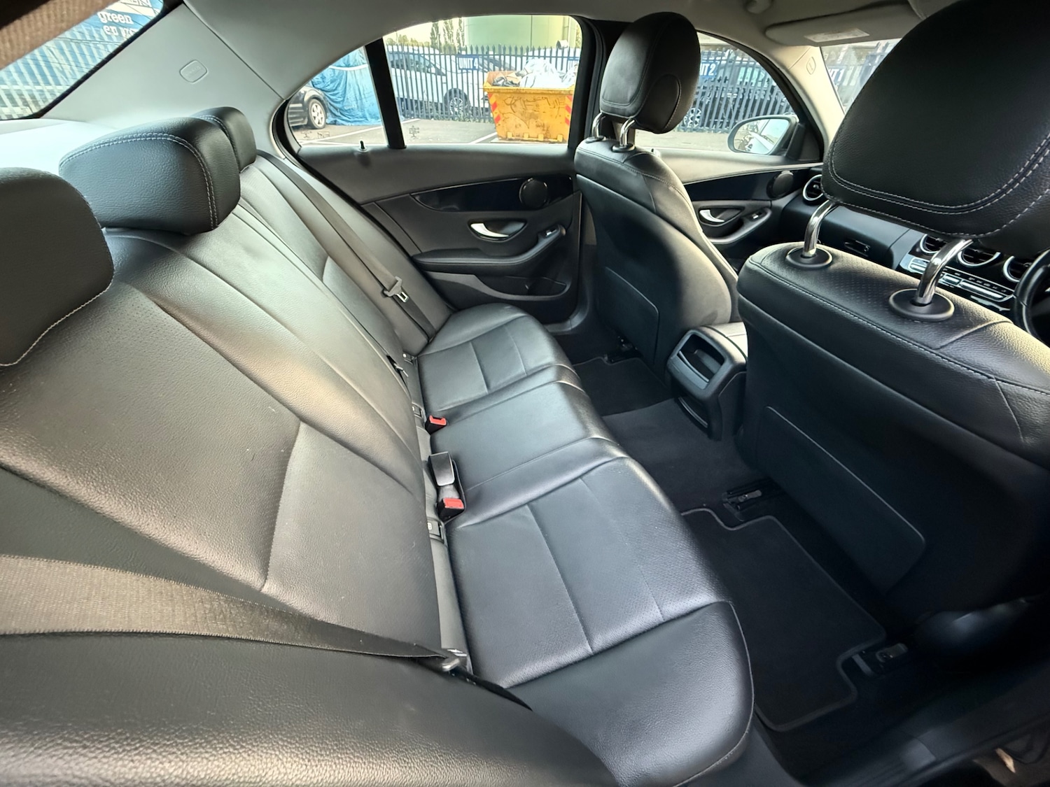 Used Mercedes-Benz C Class 2016 for sale - 76258953: Photo 11