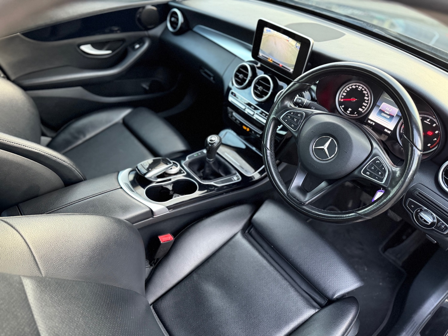 Used Mercedes-Benz C Class 2016 for sale - 76258953: Photo 16