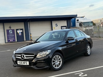 Mercedes-Benz - C Class